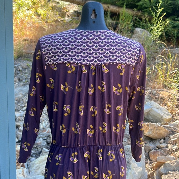 Boden NWOT Fun Colorful Floral print Flattering Style midi 3/4 sleeve sz 10L - Picture 3 of 9